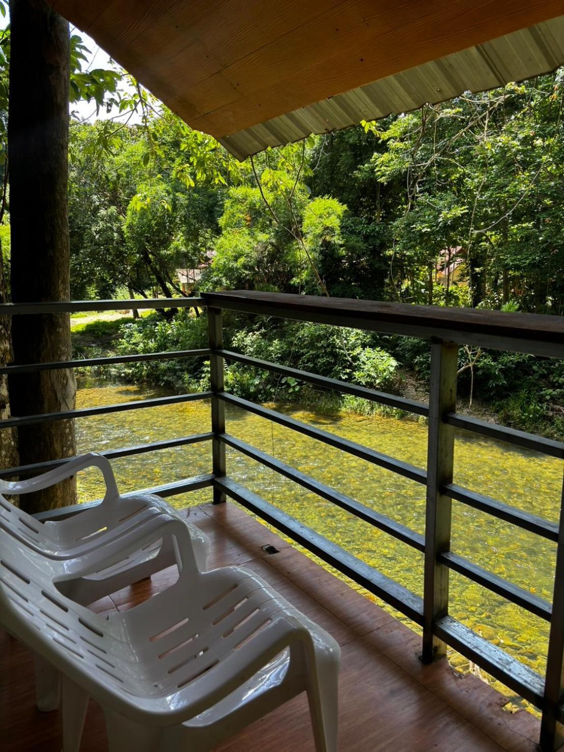 Khao Sok Jungle Huts Resort Khao Sok National Park ภายนอก รูปภาพ